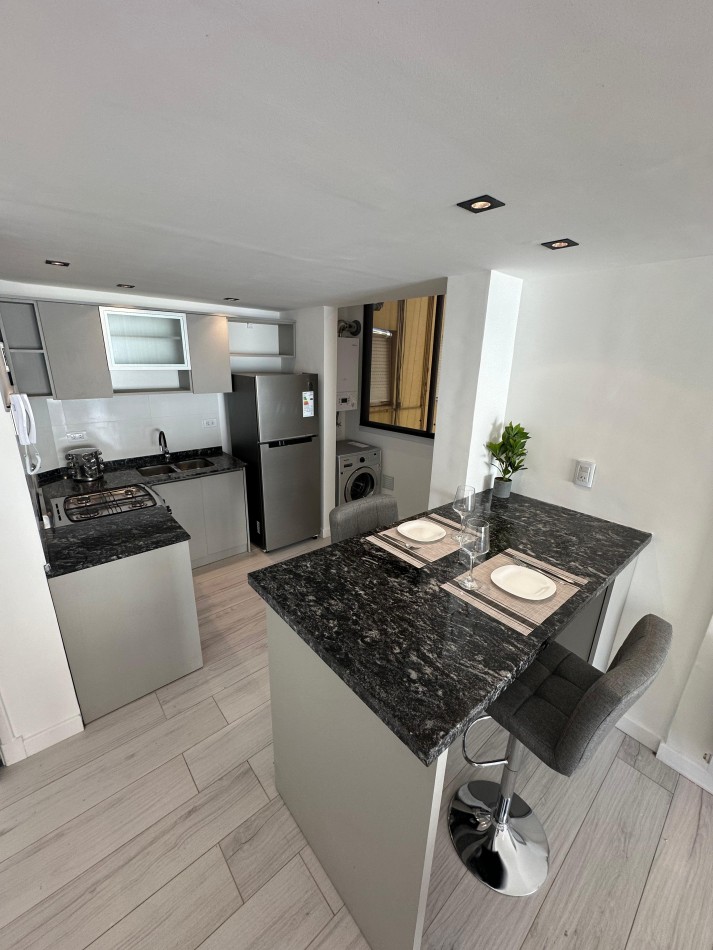 VENTA 4AMB con DEPENDENCIA y TERRAZA CENTRO 