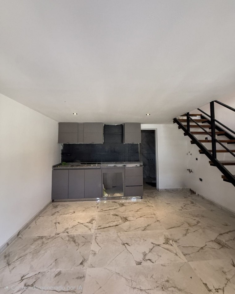 VENTA DUPLEX 2AMB RECICLADO FRENTE 