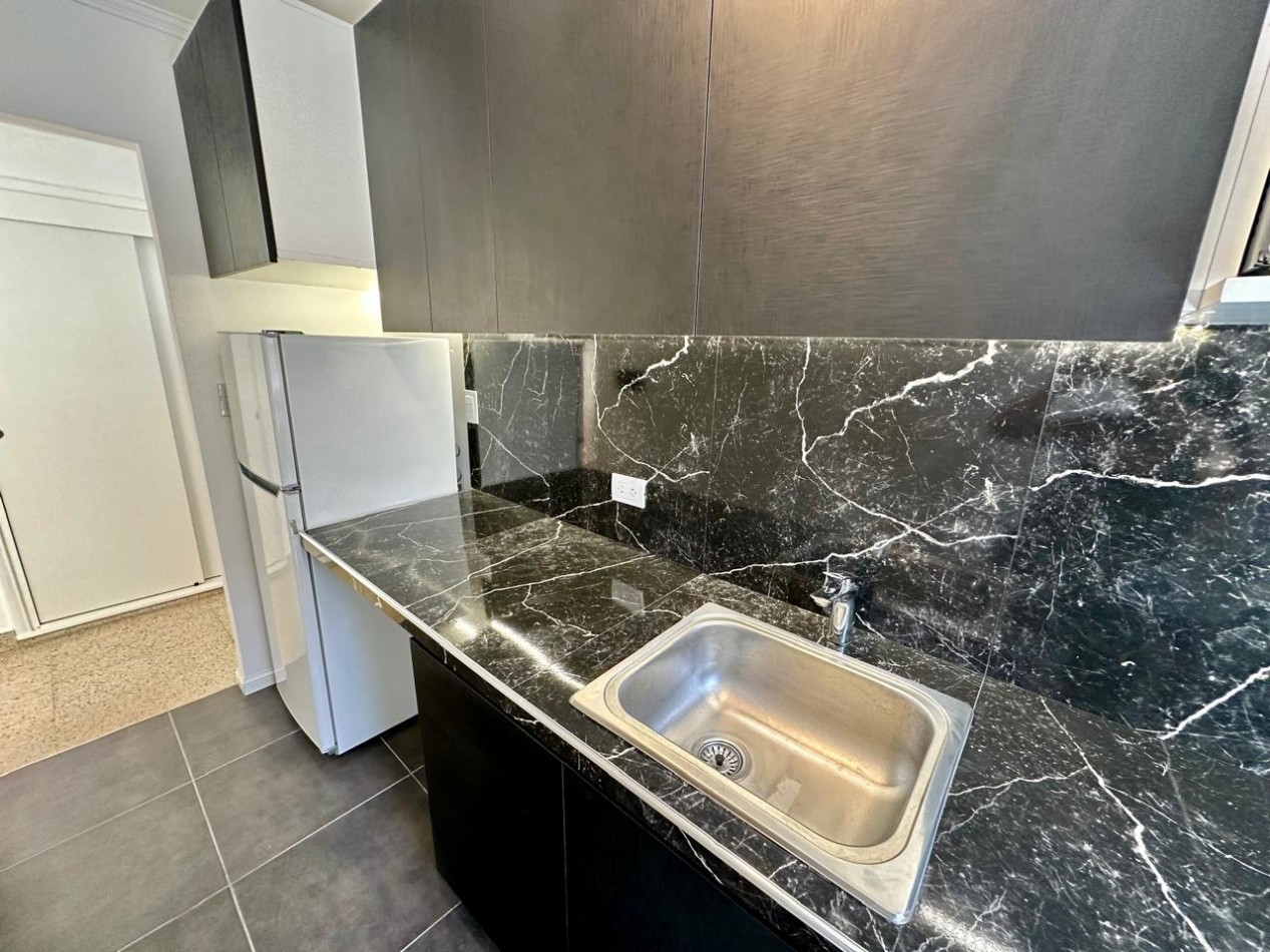 VENTA 2AMB RECICLADO con DEPENDENCIA CENTRO 