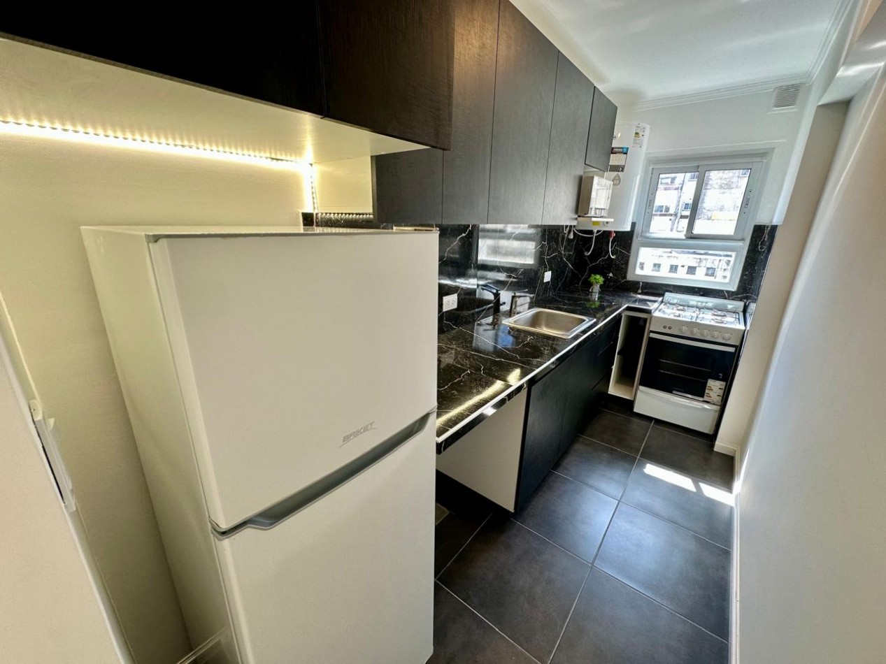 VENTA 2AMB RECICLADO con DEPENDENCIA CENTRO 