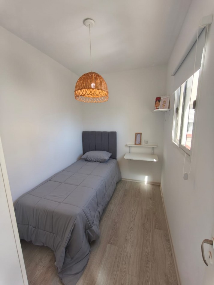 VENTA 3AMB CON DEPENDENCIA CENTRO EXCELENTE ESTADO 