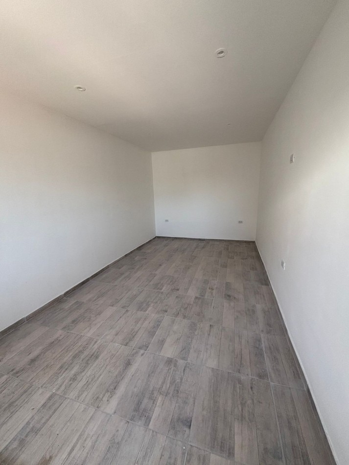 VENTA DUPLEX 2AMB Espacio guarda coche y Patio 