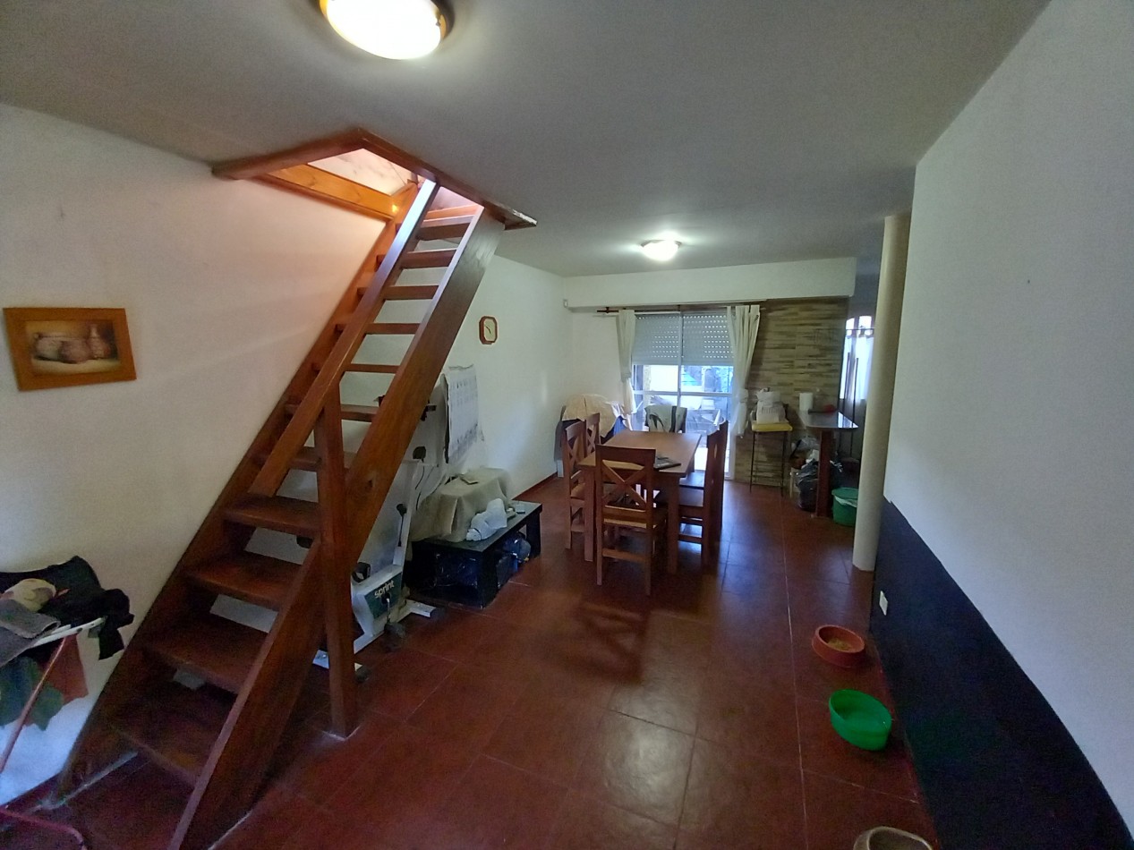 VENTA CASA en PH 3AMB PATIO ESPACIO para AUTO 