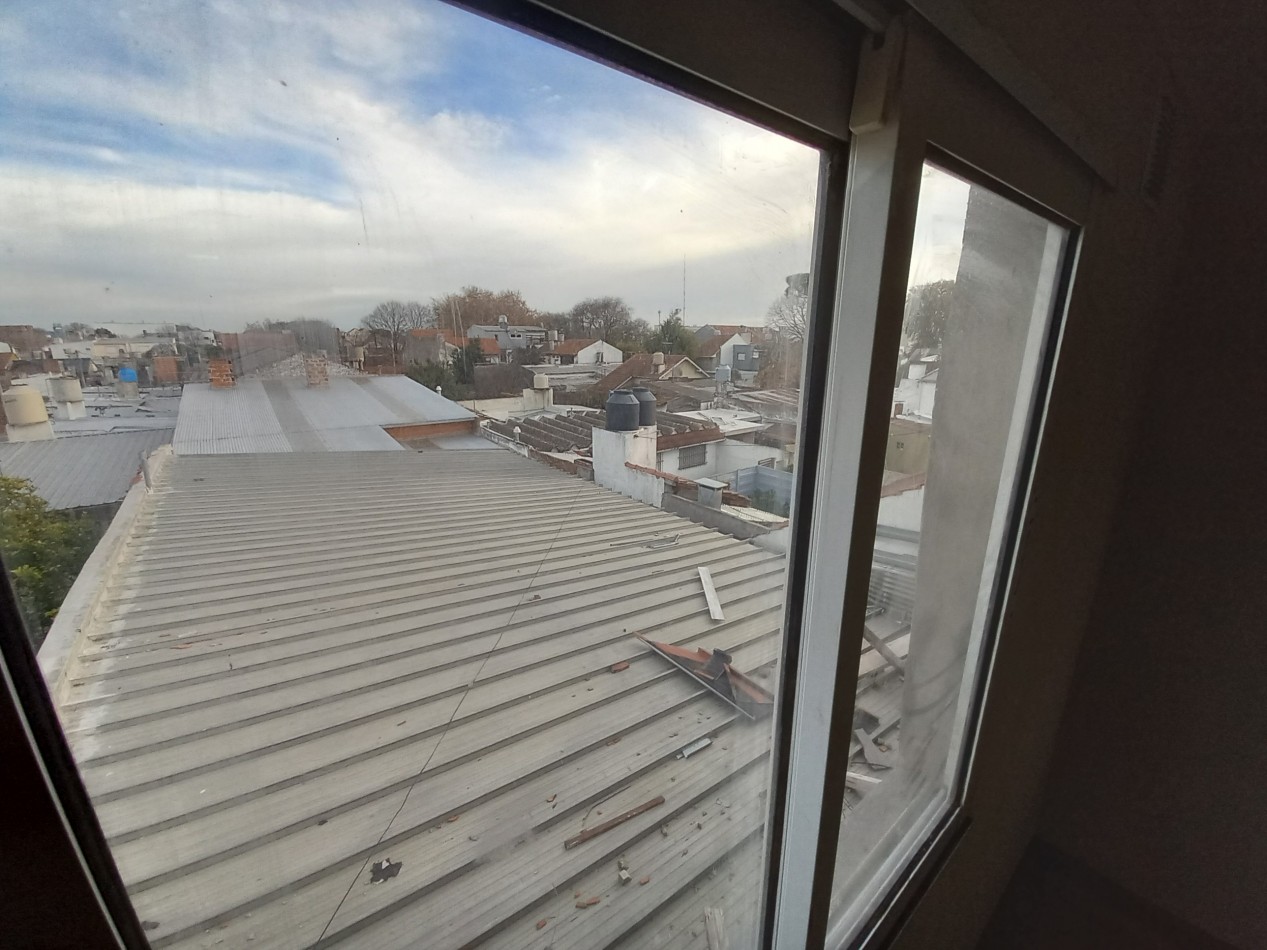 ALQUILER 2AMB PH PLANTA ALTA X ESCALERA A ESTRENAR BELGRANO 5600