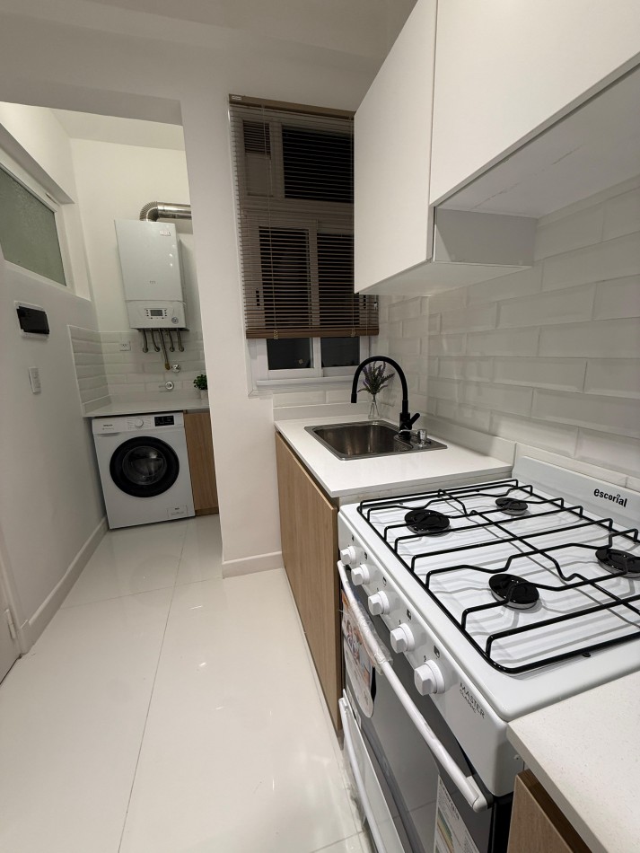 VENTA 3AMB PLANTA BAJA 2 PATIOS CENTRO 