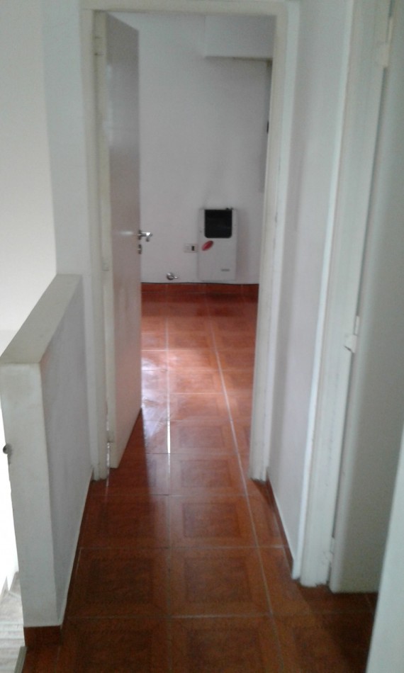 Venta PH DUPLEX 3 AMB-PATIO-ESPACIO COCHERA-2 BAÑOS-BERUTTI 5900