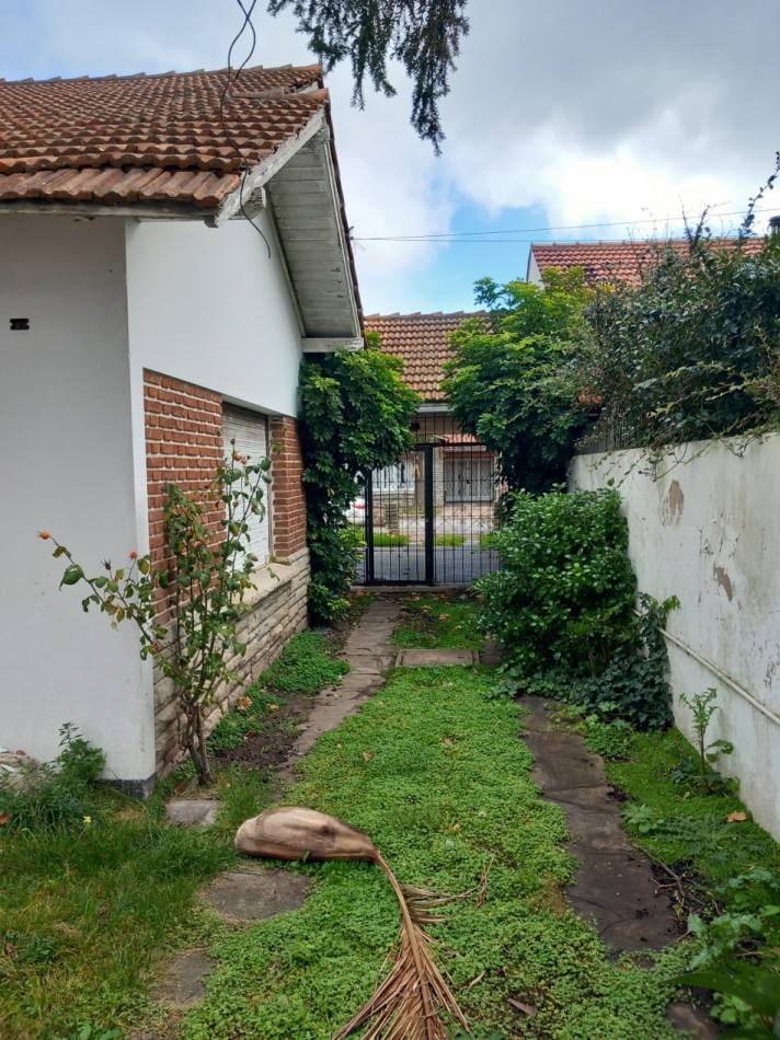 VENTA CHALET al FRENTE MAS CASA al FONDO-RETASADO