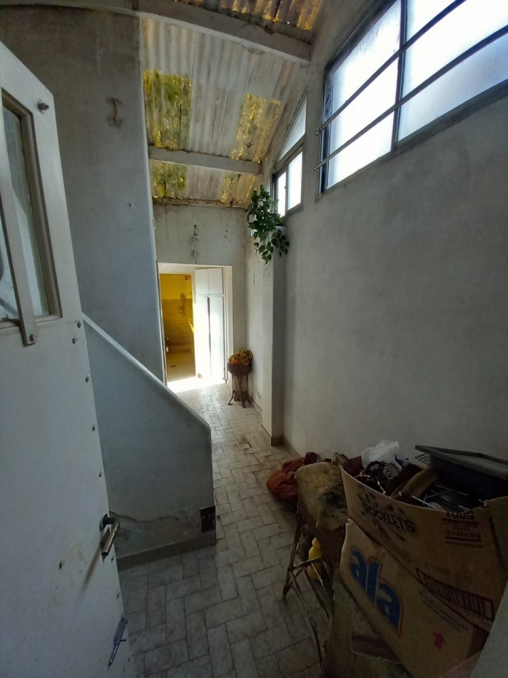 VENTA CHALET al FRENTE MAS CASA al FONDO-RETASADO