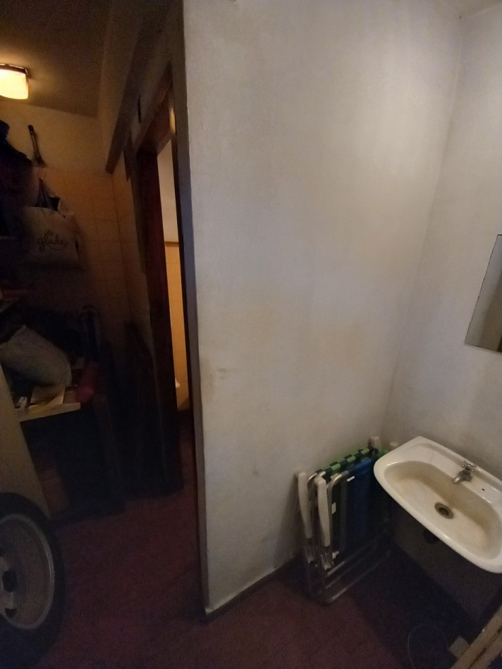 VENTA BLOCK GALPON QUINCHO OFICINA  TRIFASICAy MAS CASA al FONDO