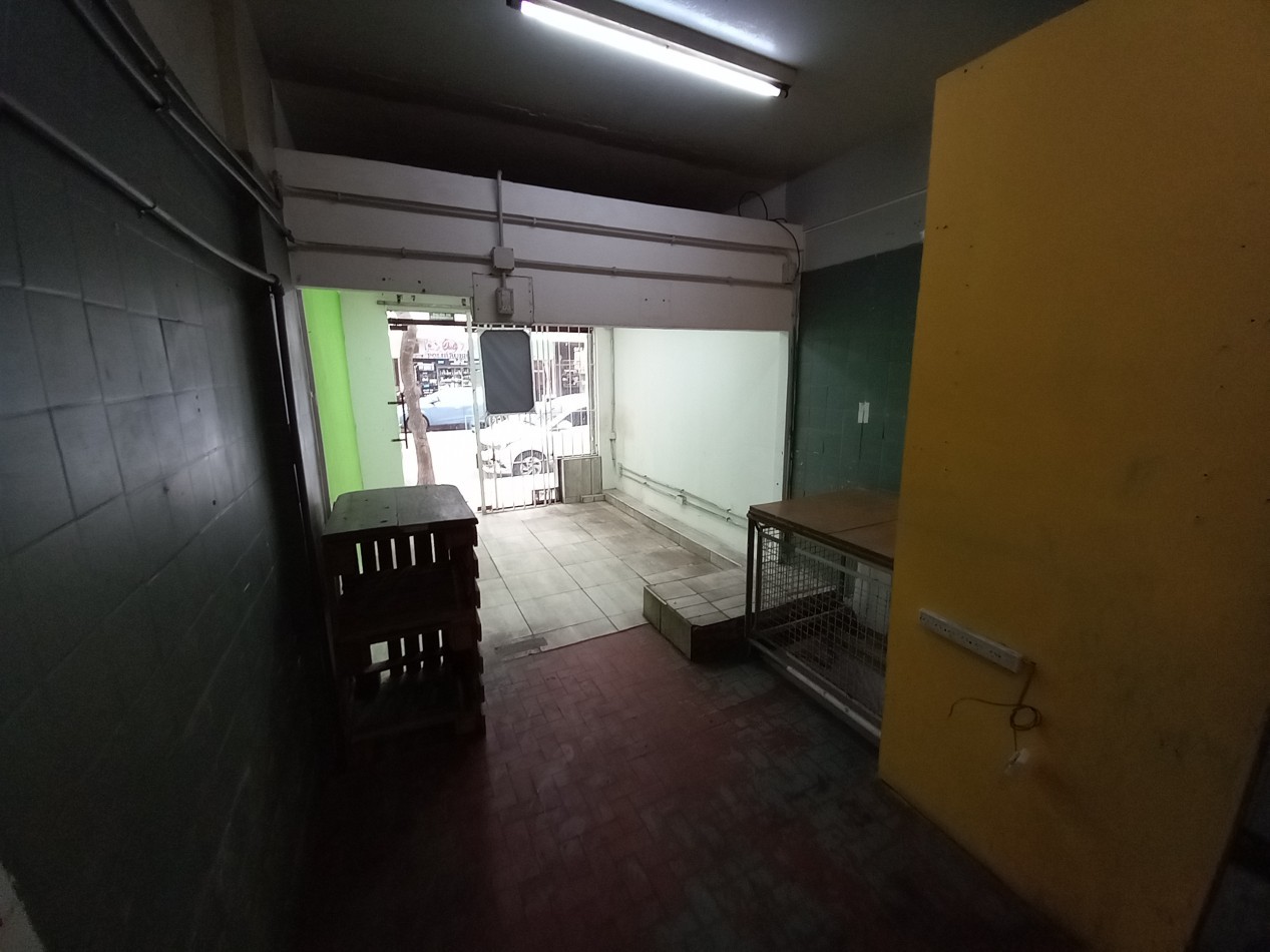 Venta Local con SOTANO TUCUMAN y FALUCHO 