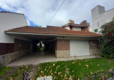 VENTA CHALET al FRENTE MAS CASA al FONDO-RETASADO