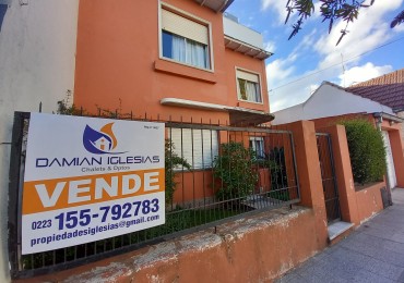 VENTA 2 CASAS en BLOCK-IDEAL para RELIZAR EDIFICIO-INVERSION-ESPAÑA y BOLIVAR