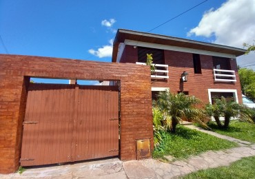 VENTA CHALET 5AMB PATIO COCHERA PARRILLA CONSTITUCION-RETASADO 