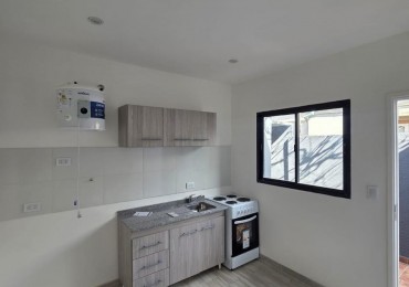 VENTA PH 1AMB ELEVTRICO RECICLADO PATIO SIN EXPENSAS 