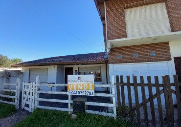  CASA 4AMB 2 BAÑOS PARQUE y COCHERA -MAS DEPARTAMENTO A TERMINAR