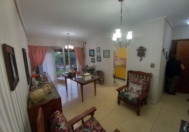 DEPARTAMENTO 3AMB FRENTE BALCON EXCELENTE ESTADO ORIGINAL 